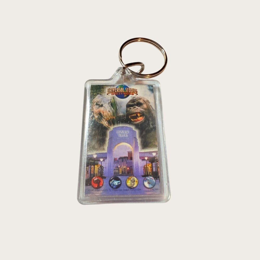 Universal Studios Keychain Keyring With Jurassic Park and King Kong Design